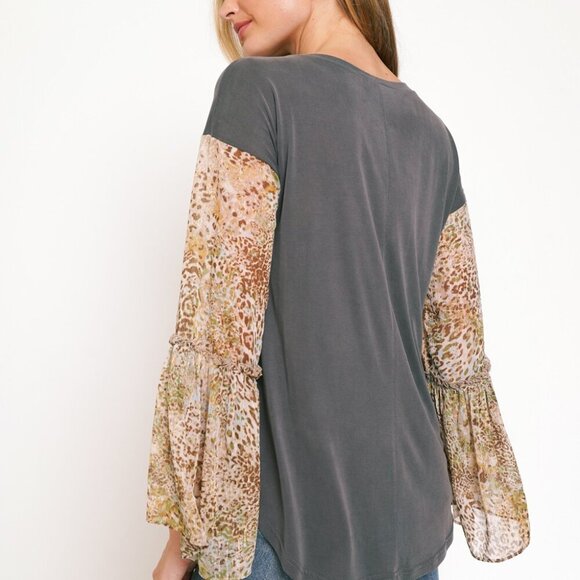 MYSTREE PRINTED FLARE SLEEVE MODAL TOP - Picture 7 of 8